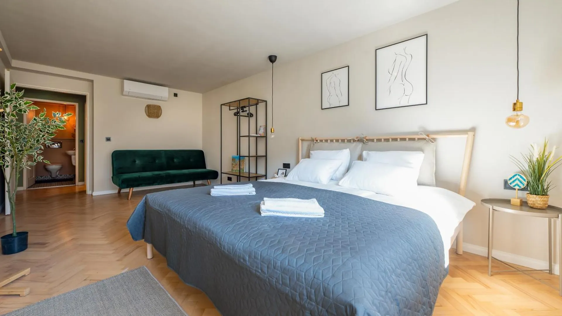 Budapest Central Sky Spa Penthouse Hungary